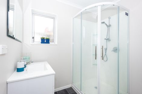 Photo of property in 22 Wallis Road, Kaiti, Gisborne, 4010