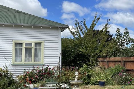 Photo of property in 30 Rhodes Street, Waimate, 7924