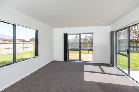 Photo of property in 4 Twickenham Place, Nawton, Hamilton, 3200