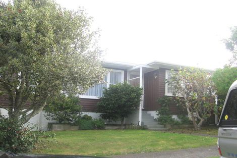 Photo of property in 17 Barberry Grove, Maungaraki, Lower Hutt, 5010