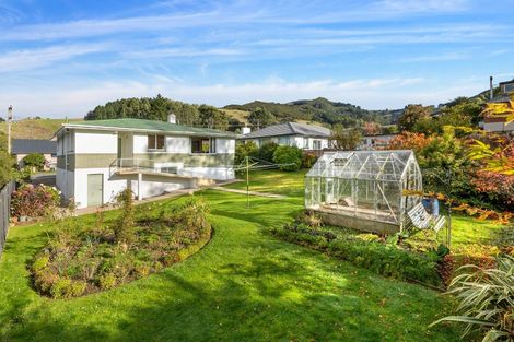 Photo of property in 86 Hall Road, Sawyers Bay, Port Chalmers, 9023