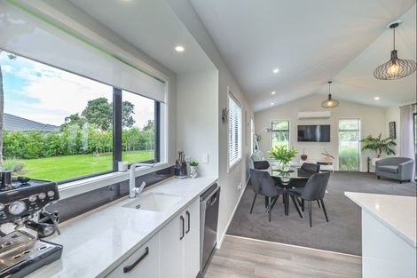 Photo of property in 26 Ohau Gravels Way, Ohau, Levin, 5570