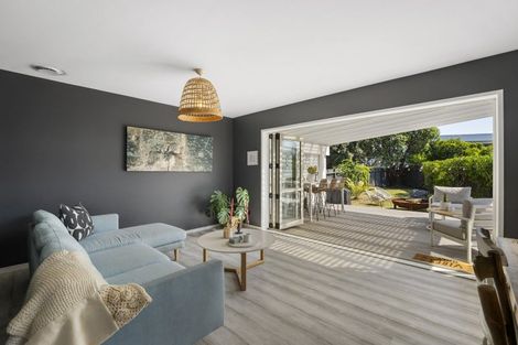 Photo of property in 10 Lee Street, Mount Maunganui, 3116