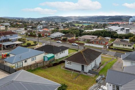 Photo of property in 35 Kotuku Street, Elsdon, Porirua, 5022
