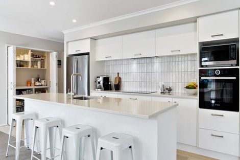 Photo of property in 14 Trevally Place, Snells Beach, 0920