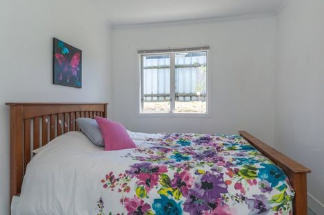 Photo of property in 14 Hunia Terrace, Himatangi Beach, Foxton, 4891