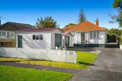 Photo of property in 12 Anzac Road, Gate Pa, Tauranga, 3112