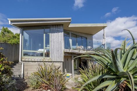 Photo of property in 31 Kapiti Lane, Otaki Beach, Otaki, 5512
