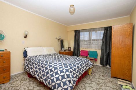 Photo of property in 17 Trafalgar Street, Dannevirke, 4930