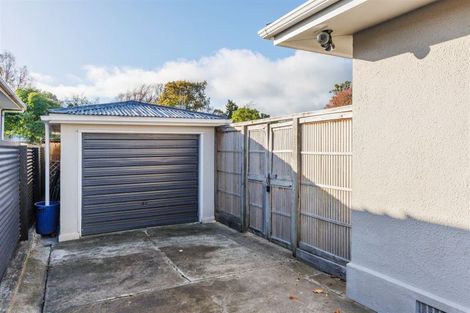 Photo of property in 41 Pahiatua Street, Hokowhitu, Palmerston North, 4410