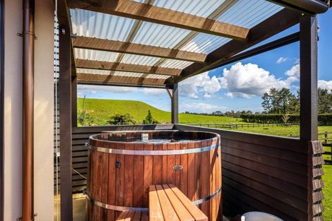 Photo of property in 1058 Mangorei Road, Mangorei, New Plymouth, 4371