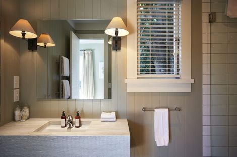 Photo of property in Gatehouse And River Room., 1308e Tuki Tuki Road, Tuki Tuki, Havelock North, 4294