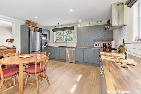 Photo of property in 32 Tyndall Street, Pahiatua, 4910