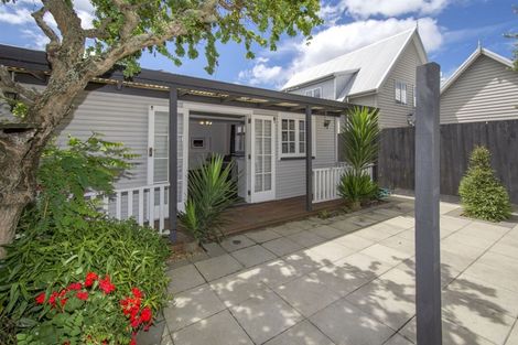 Photo of property in 1/140 Hastings Street, Sydenham, Christchurch, 8023