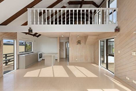 Photo of property in 6 Kotuku Place, Snells Beach, 0920