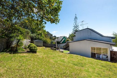 Photo of property in 9 Malters Place, Browns Bay, Auckland, 0630