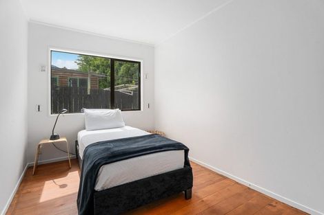 Photo of property in 15a Williams Street, Sunshine Bay, Queenstown, 9300