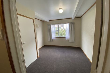 Photo of property in 3 Hillside Crescent North, Leigh, Auckland, 0985