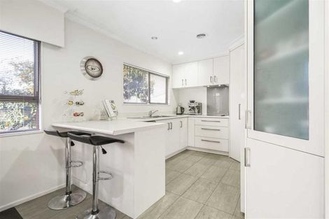 Photo of property in 33 Glen Lynne Avenue, Queenwood, Hamilton, 3210