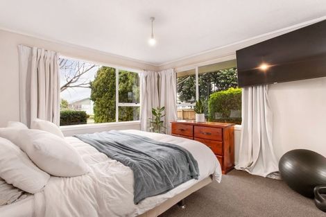 Photo of property in 8 Saffron Street, Bryndwr, Christchurch, 8053