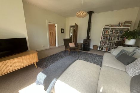 Photo of property in 12 Matipo Street, Eastbourne, Lower Hutt, 5013