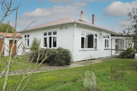 Photo of property in 77-79 Newcastle Street, Hampden, 9410