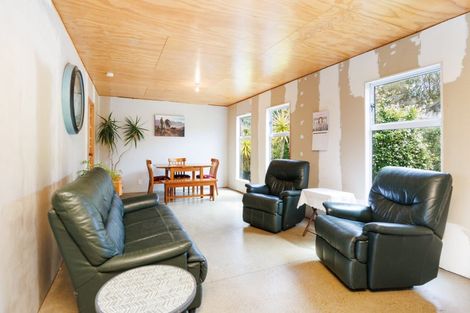 Photo of property in 135 Zigzag Road, Pohangina, Feilding, 4775