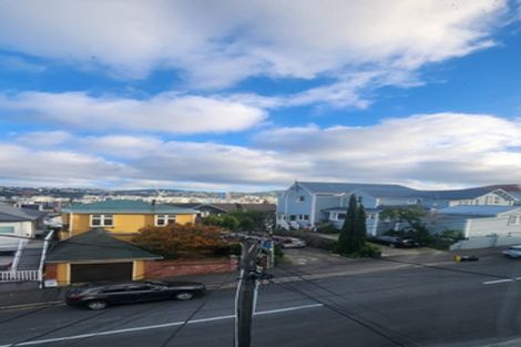 Photo of property in 33 Austin Street, Mount Victoria, Wellington, 6011