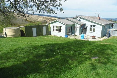 Photo of property in 350 Kowhatu Road, Waihaorunga, Waimate, 7977