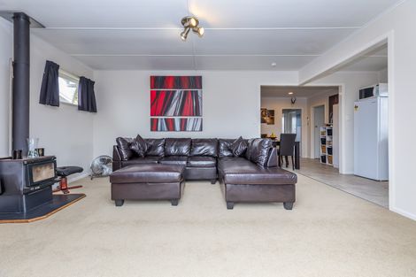 Photo of property in 111a Clevedon Road, Papakura, 2110