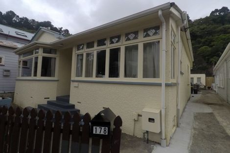 Photo of property in 178 Aro Street, Aro Valley, Wellington, 6021