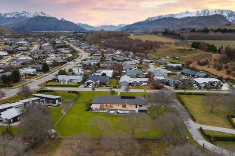 Photo of property in 4 Crawford Place, Lake Hayes, Queenstown, 9304