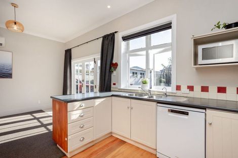 Photo of property in 12 Albert Street, Dannevirke, 4930