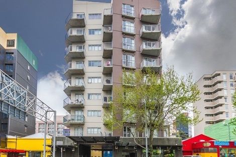 Photo of property in Hobson Heights Apartments, 4h/208 Hobson Street, Auckland Central, Auckland, 1010