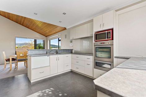 Photo of property in 28 Noble Johnston Drive, Katikati, 3129