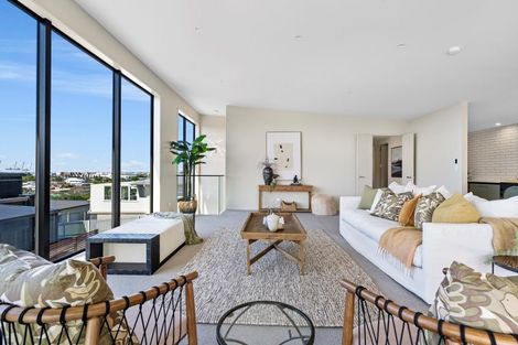 Photo of property in 32 Rutherford Street, Otumoetai, Tauranga, 3110