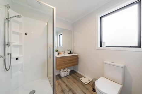 Photo of property in 1 Taraiti Crescent, Kenepuru, Porirua, 5022