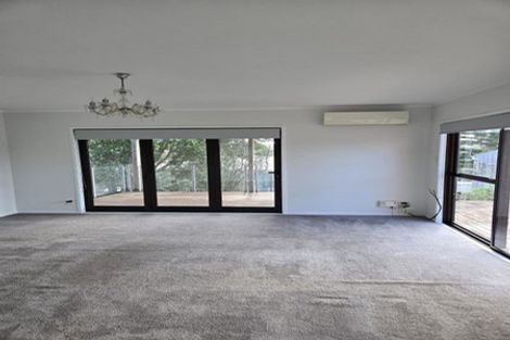 Photo of property in 1/95 Bond Crescent, Forrest Hill, Auckland, 0620