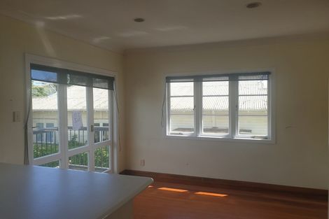 Photo of property in 12 Wheturangi Road, Greenlane, Auckland, 1051