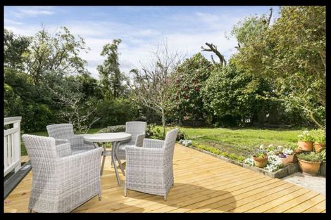 Photo of property in 29 Spencer Street, Crofton Downs, Wellington, 6035