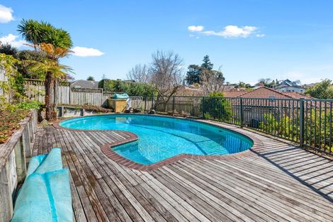 Photo of property in 4 Caernarvon Rise, Bethlehem, Tauranga, 3110