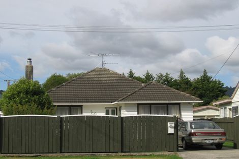 Photo of property in 42 Palmer Crescent, Silverstream, Upper Hutt, 5019