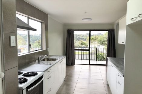 Photo of property in 1/7 Classic Grove, Bayview, Auckland, 0629