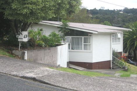 Photo of property in 63 Peach Road, Glenfield, Auckland, 0629