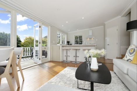 Photo of property in 7 Rodney Road, Northcote Point, Auckland, 0627