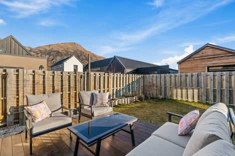 Photo of property in 26 Red Cottage Drive, Lake Hayes, Queenstown, 9304