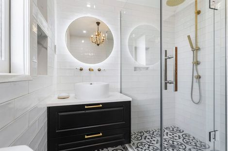 Photo of property in 6 Peverill Crescent, Papatoetoe, Auckland, 2025