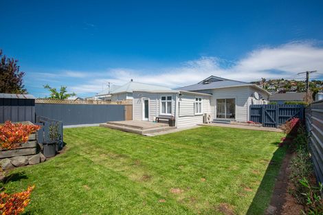 Photo of property in 18 Richmond Street, Forbury, Dunedin, 9012