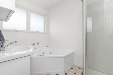 Photo of property in 2 Belmont Street, Havelock North, 4130