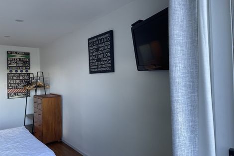 Photo of property in 50 Hinerau Street, Henderson, Auckland, 0612